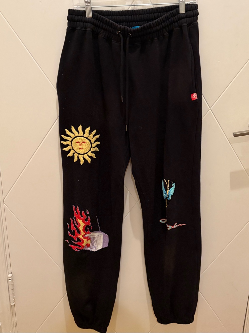 JUNGLES MENS LIFE DEATH REBIRTH SWEATPANTS 'BLACK
